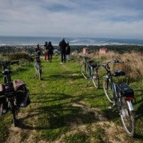 Costa da Caparica: Bikeride, Breakfast & Surf