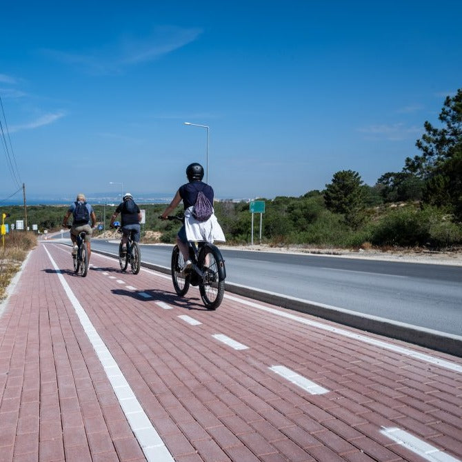 Costa da Caparica: Bikeride, Breakfast & Surf