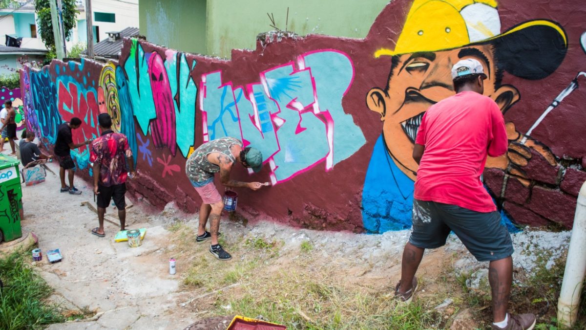 Favela da Mariquinha Street Art Tour & Cultural Immersion