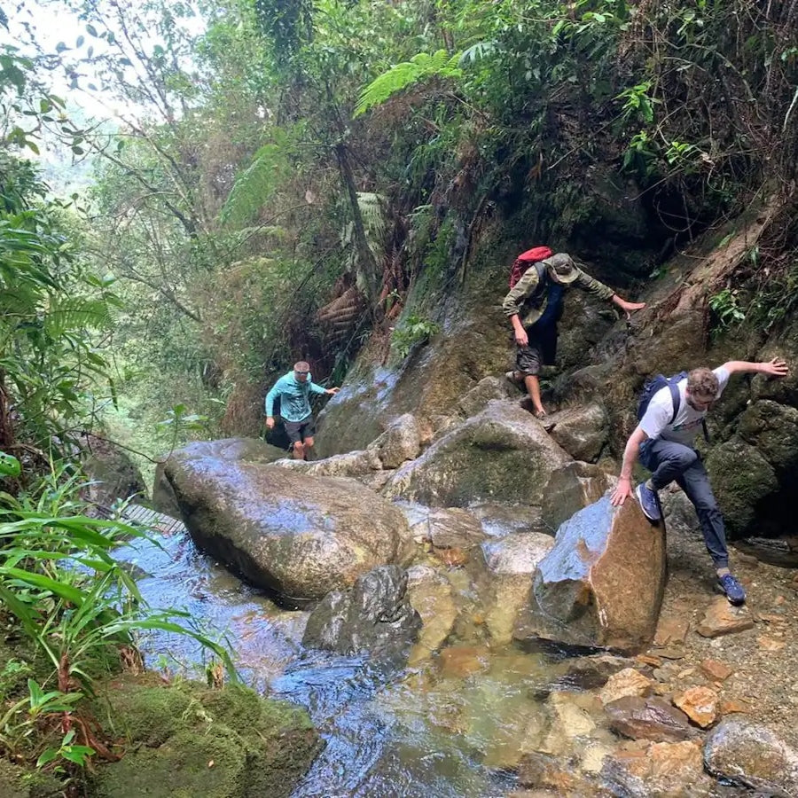 Eco-Hike: Chorro de las Campanas